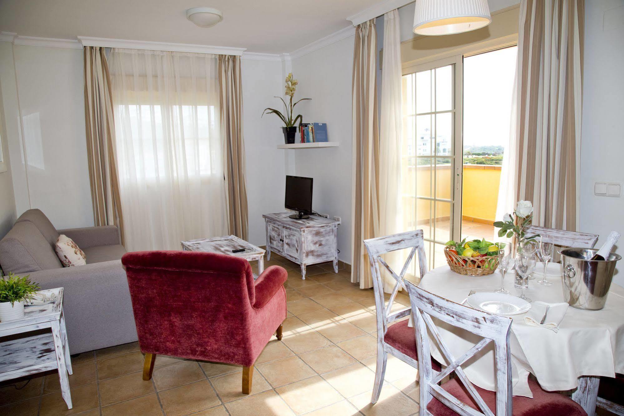 Apartamentos Vista Real La La Alcaidesa Zewnętrze zdjęcie